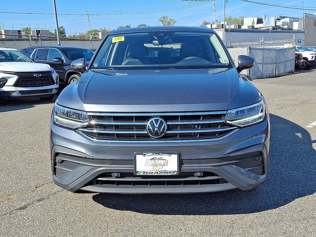 Used 2022 Volkswagen Tiguan SE